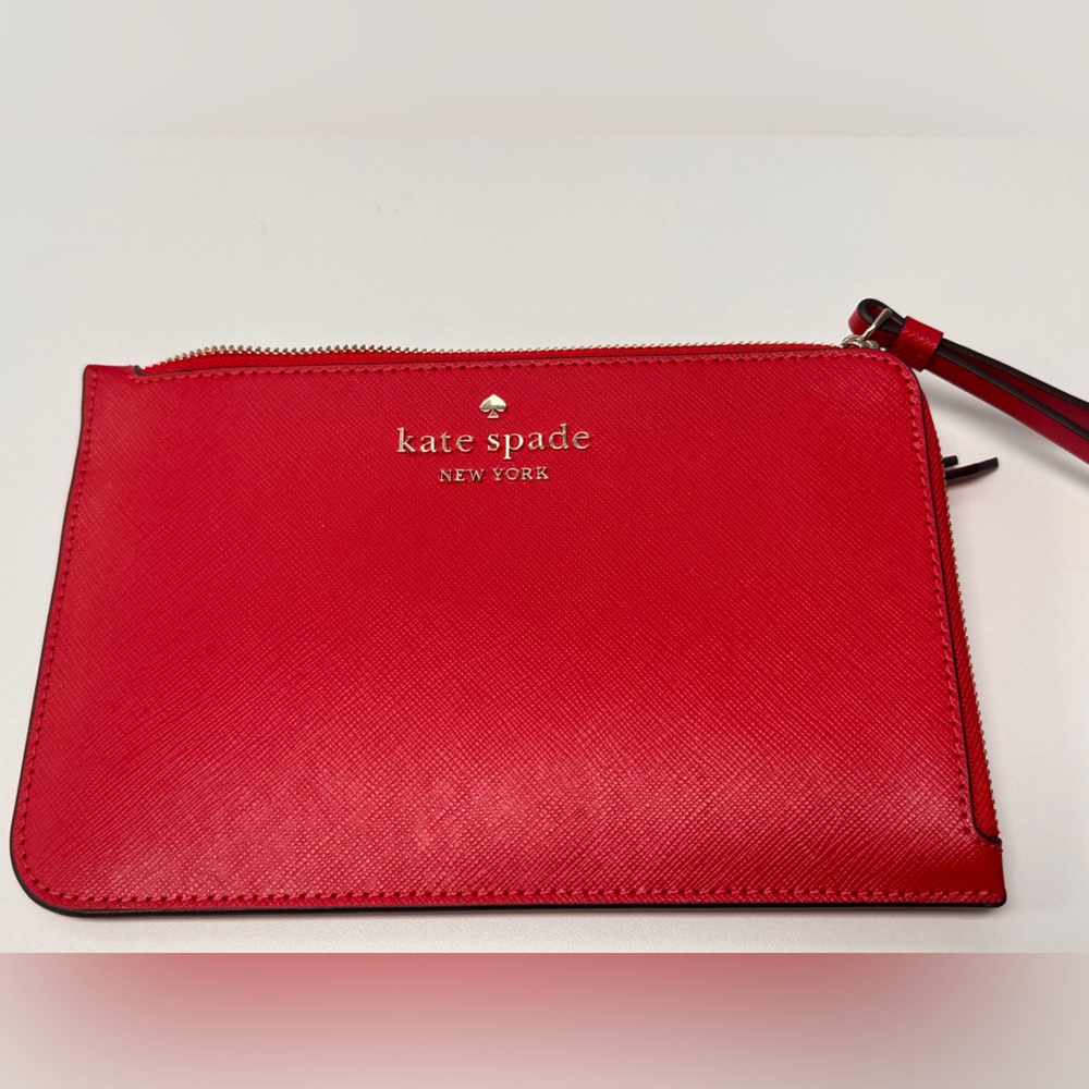Kate Spade Saffiano Wristlet